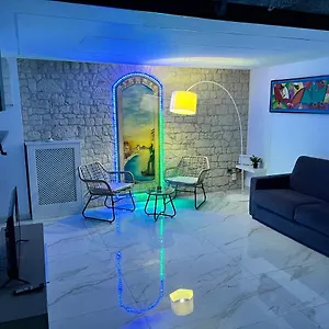 Apartment Casa Esmeralda, Naples